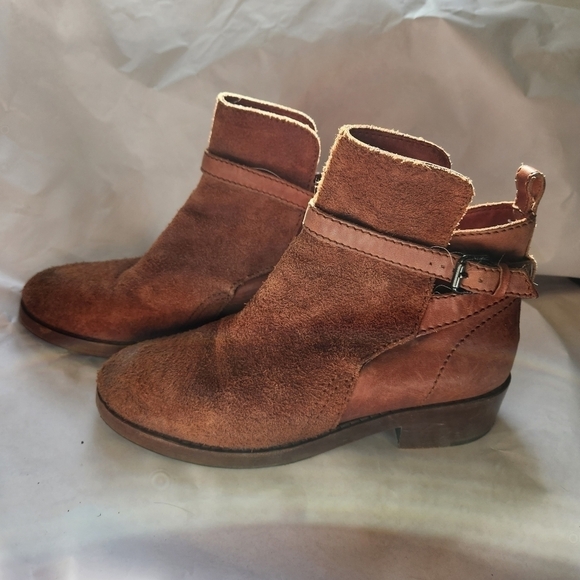 Acne Julian ankle boots size 8 in EUC - Picture 3 of 7